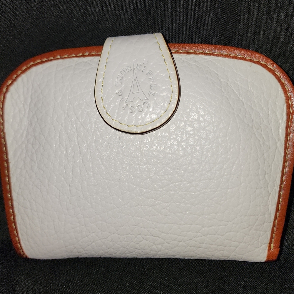 Le Tour Eiffel NWOT Wallet